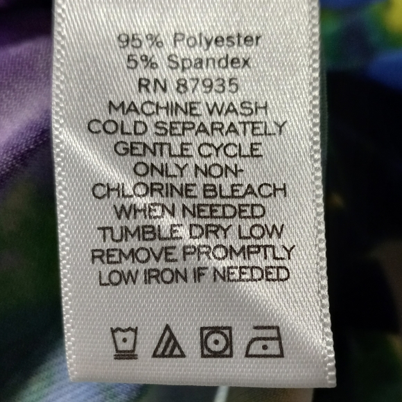 Susan Graver EUC Green Blue Yellow Striped V-neck Top, Size Small - Picture 3 of 5